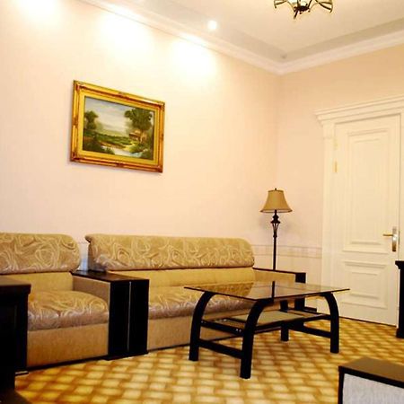 Jahon Palace Samarkand Zimmer foto