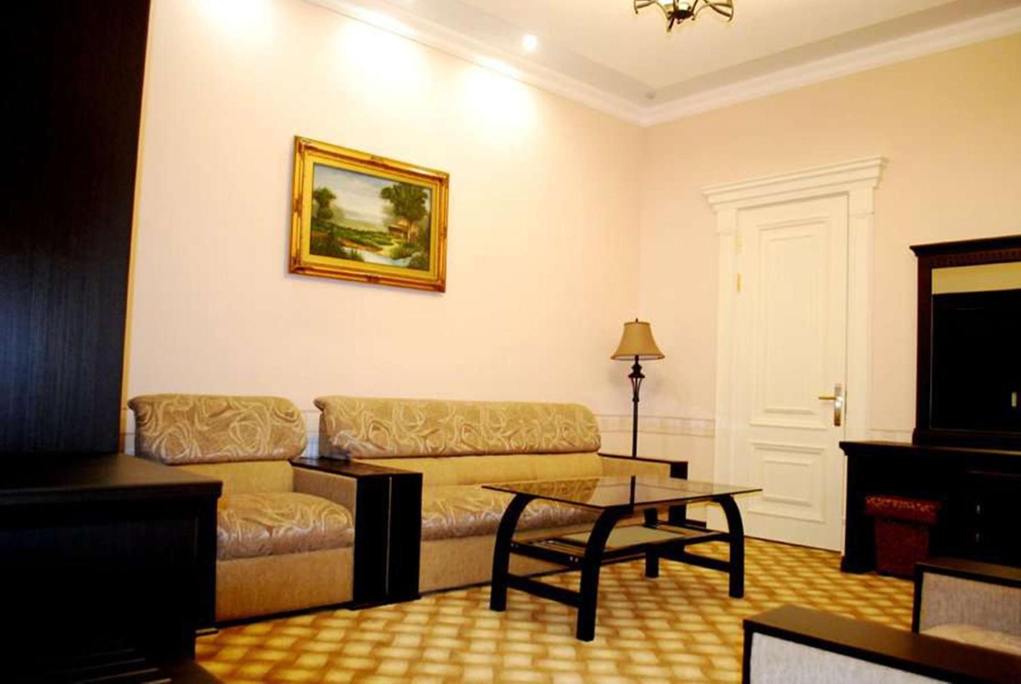 Jahon Palace Samarkand Zimmer foto